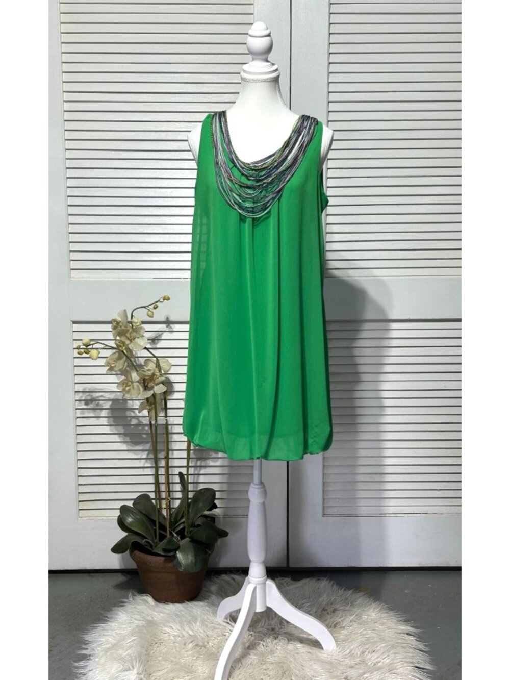 Zara Women's Green Necklace Scalloped Strings Detail Mini Dress Size M 3450